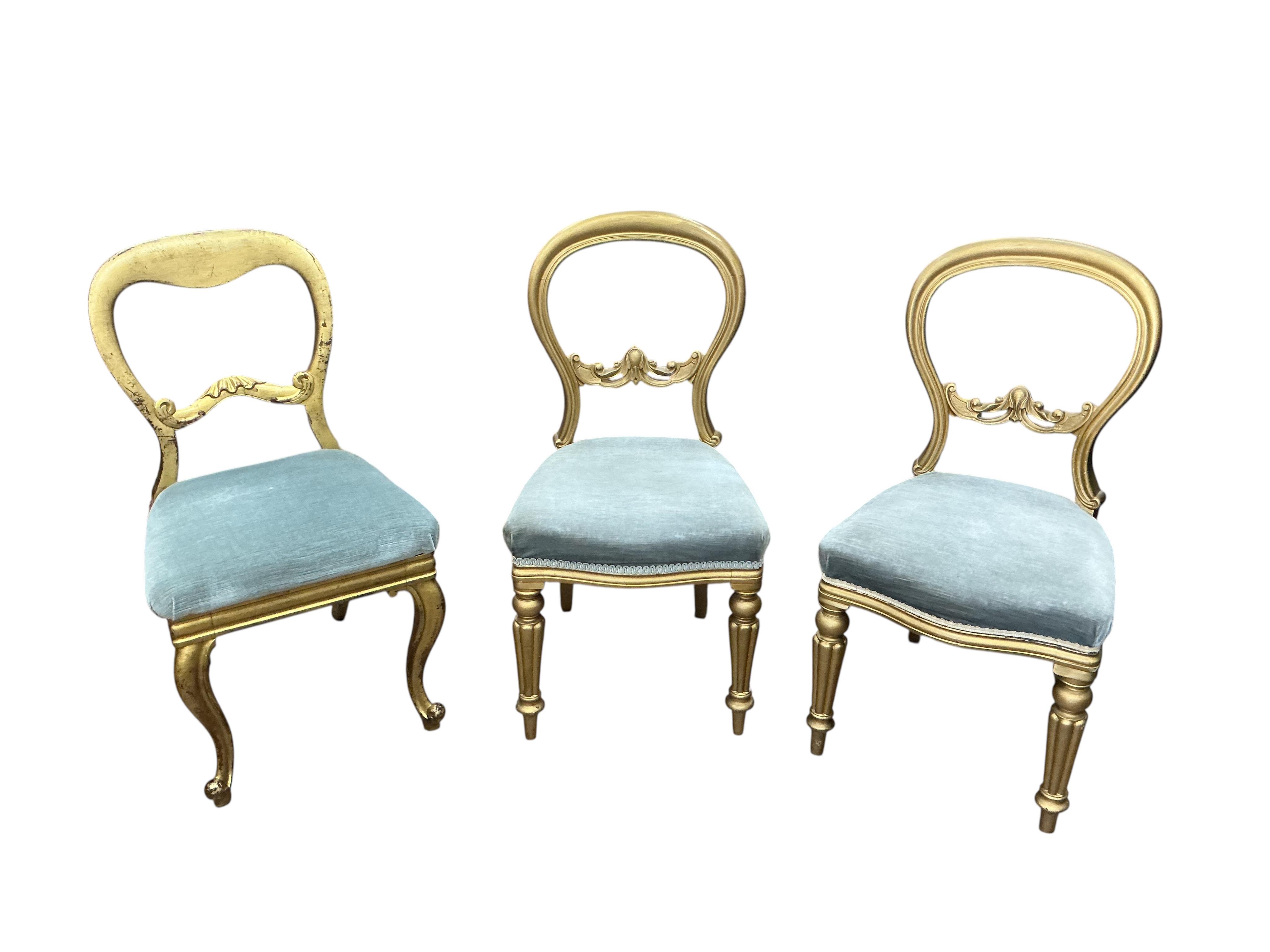 A William IV and later segmental mahogany veneer, parcel gilt circular tilt top breakfast table, diameter 120cm, height 72cm and a harlequin set of six later painted balloon back chairs